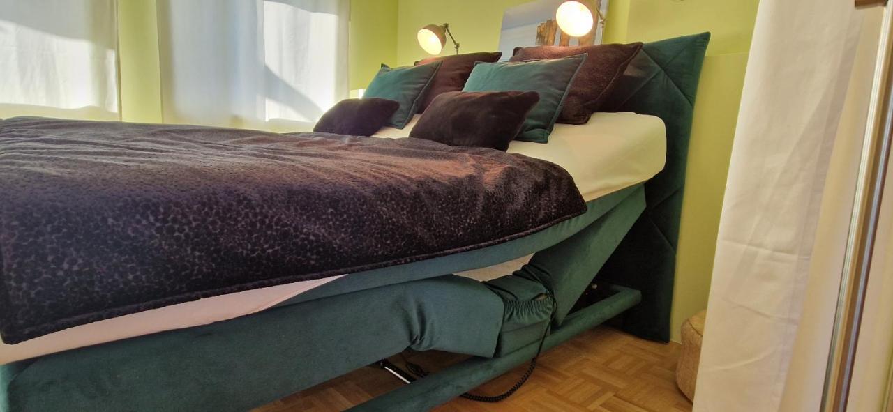 Wohlfuehlen & Arbeiten In Toplage Mit Gratis Tiefgaragenplatz Graz Extérieur photo
